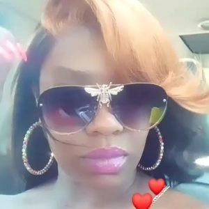 Meet your Posher, Alexis